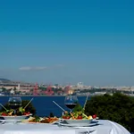阿扎德套房酒店 3*