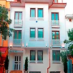 Azade Otel