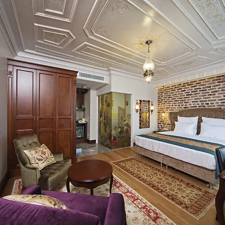 Hotel Azade