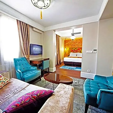 Azade Отель 3*