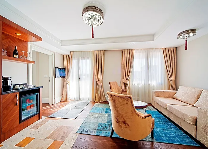 Azade איסטמבול