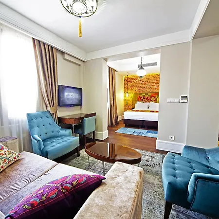 Hotel Azade 3*