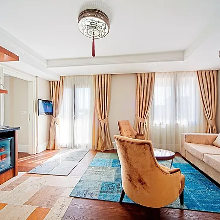Azade Istanbul