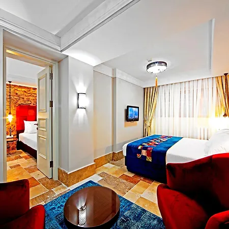 Azade Hotel