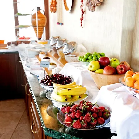 Azade Hotel